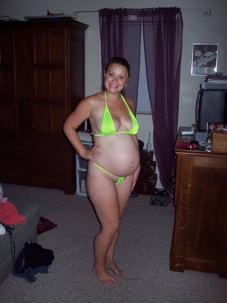 pregnant and flashing