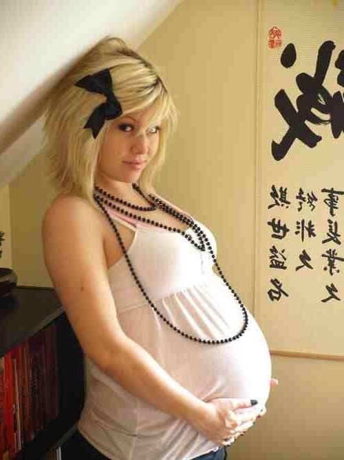 Collection of sexy pregnant pics 2