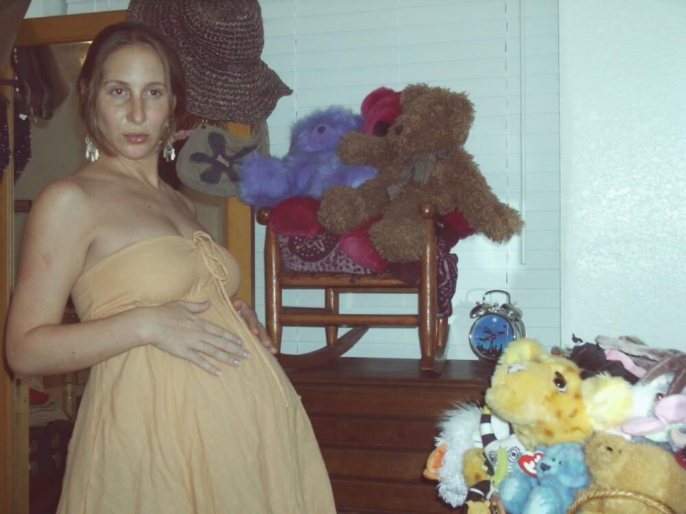 Pregnant girl , anno 2005