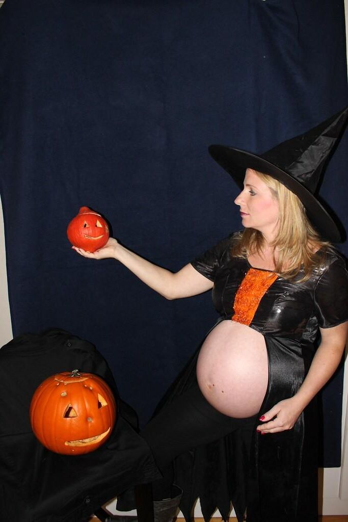 Pregnant Halloween