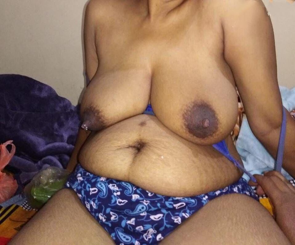 Big Juicy Indian Milky Titties!!