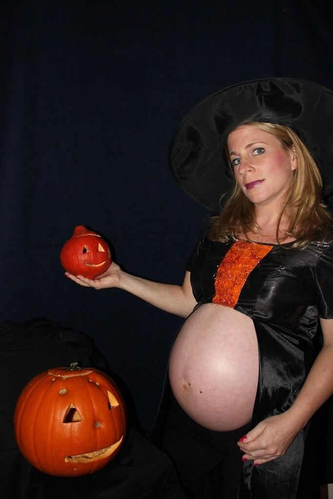 Pregnant Halloween