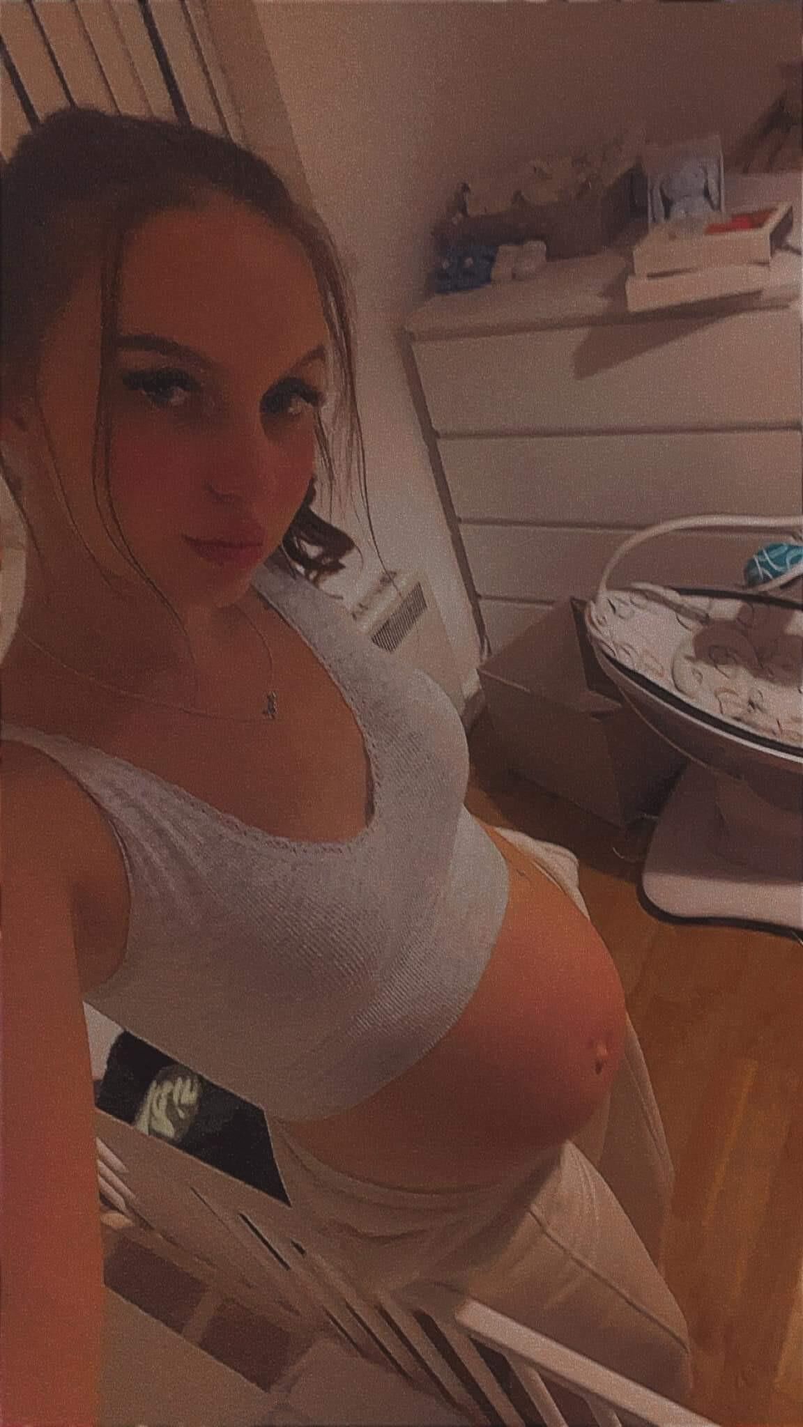 Pregnant teen