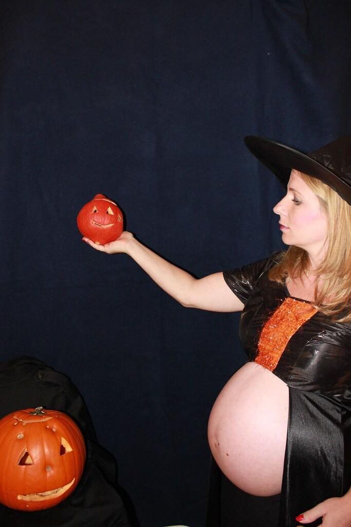 Pregnant Halloween