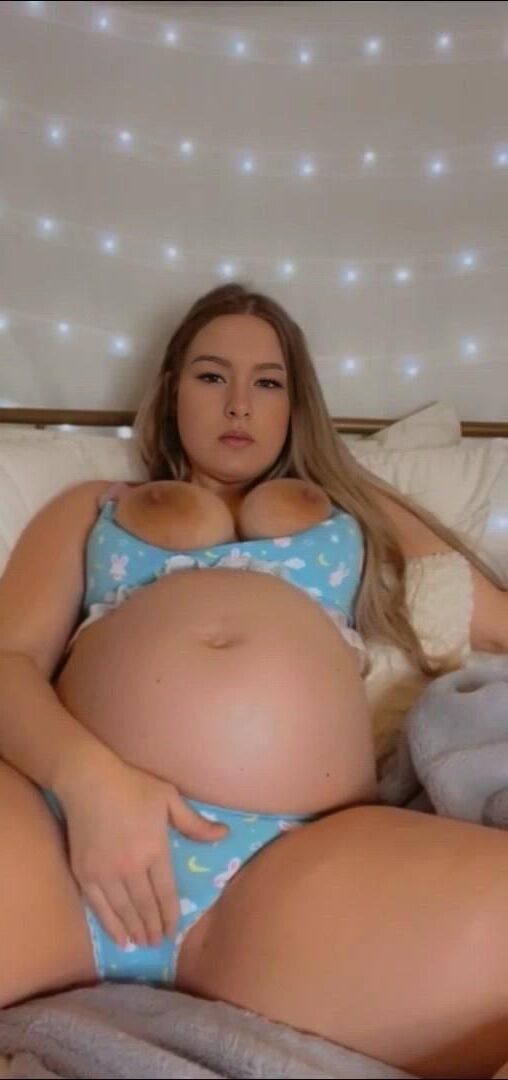 Pregnant teen Talisha