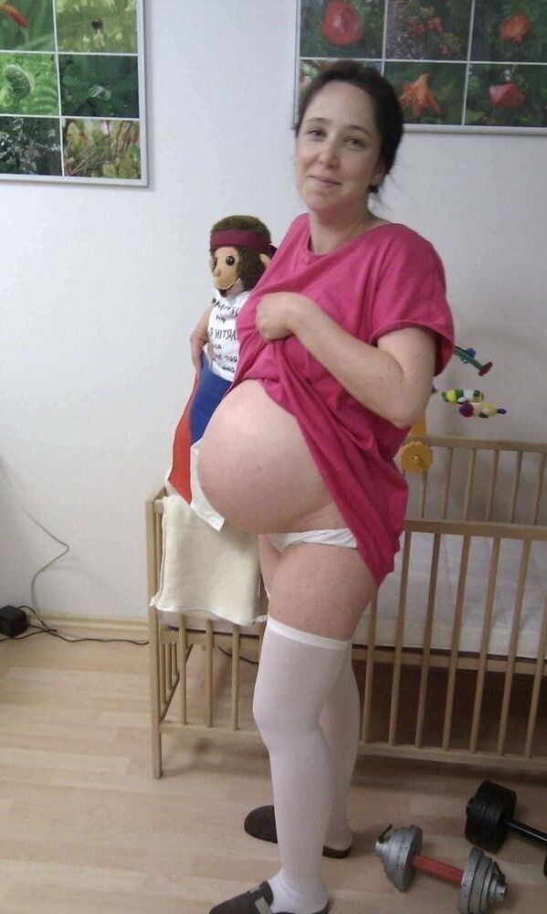 Pregnant womans private photos