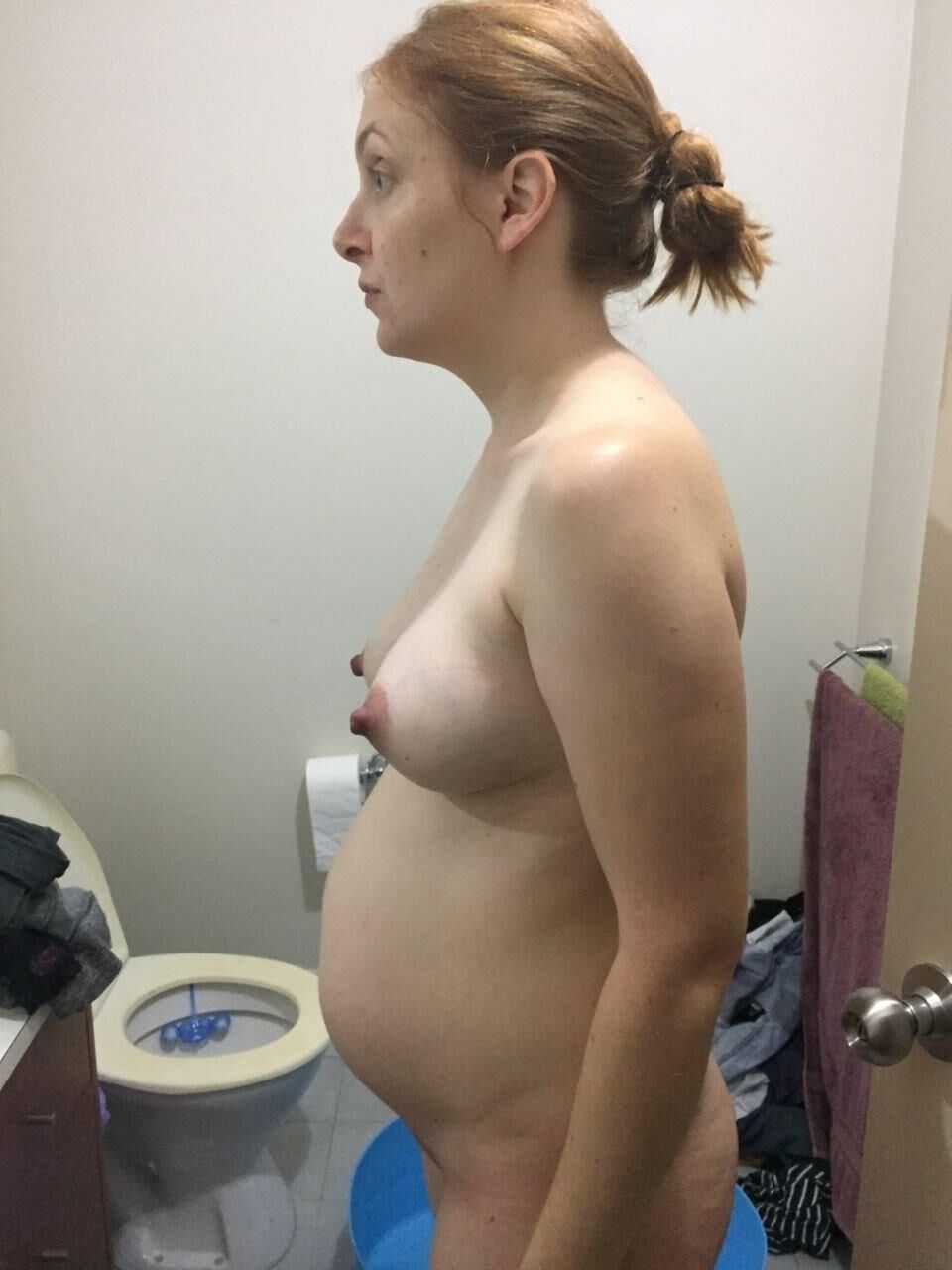 Pregnant teacher exposed