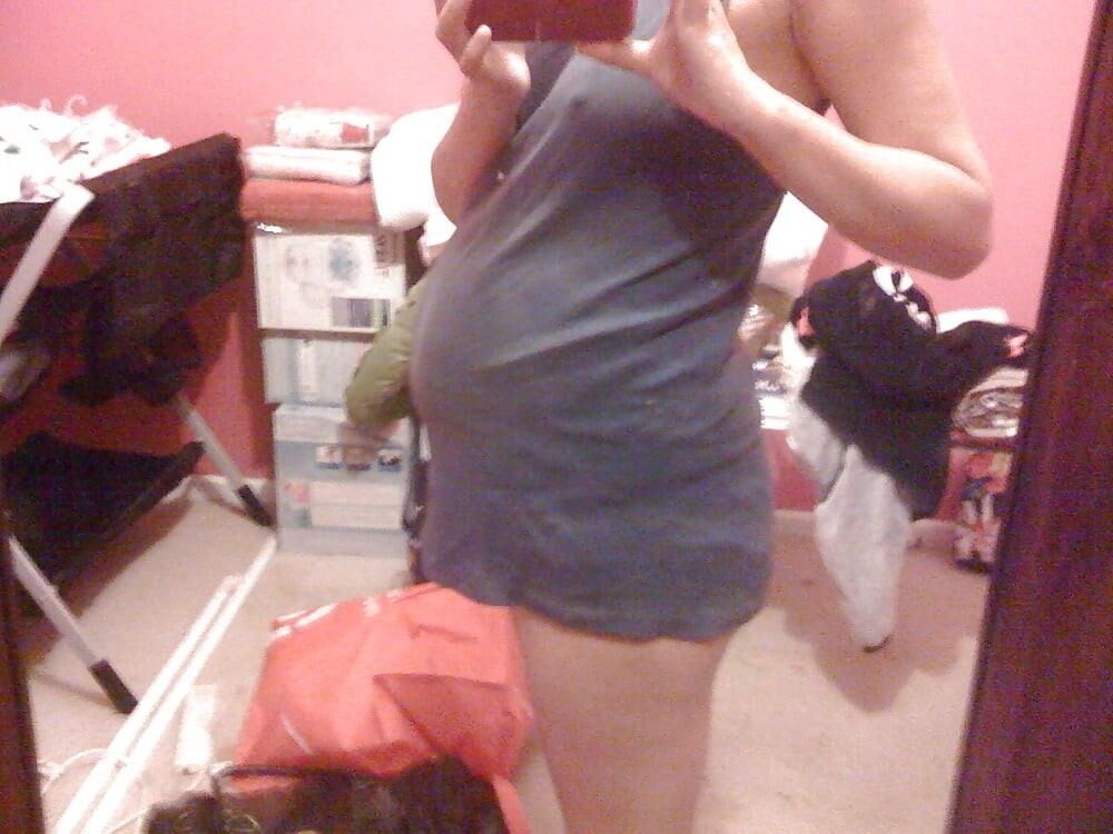 Pregnant Selfies