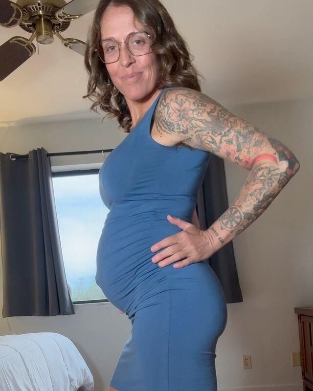 Pregnant Beth Stone