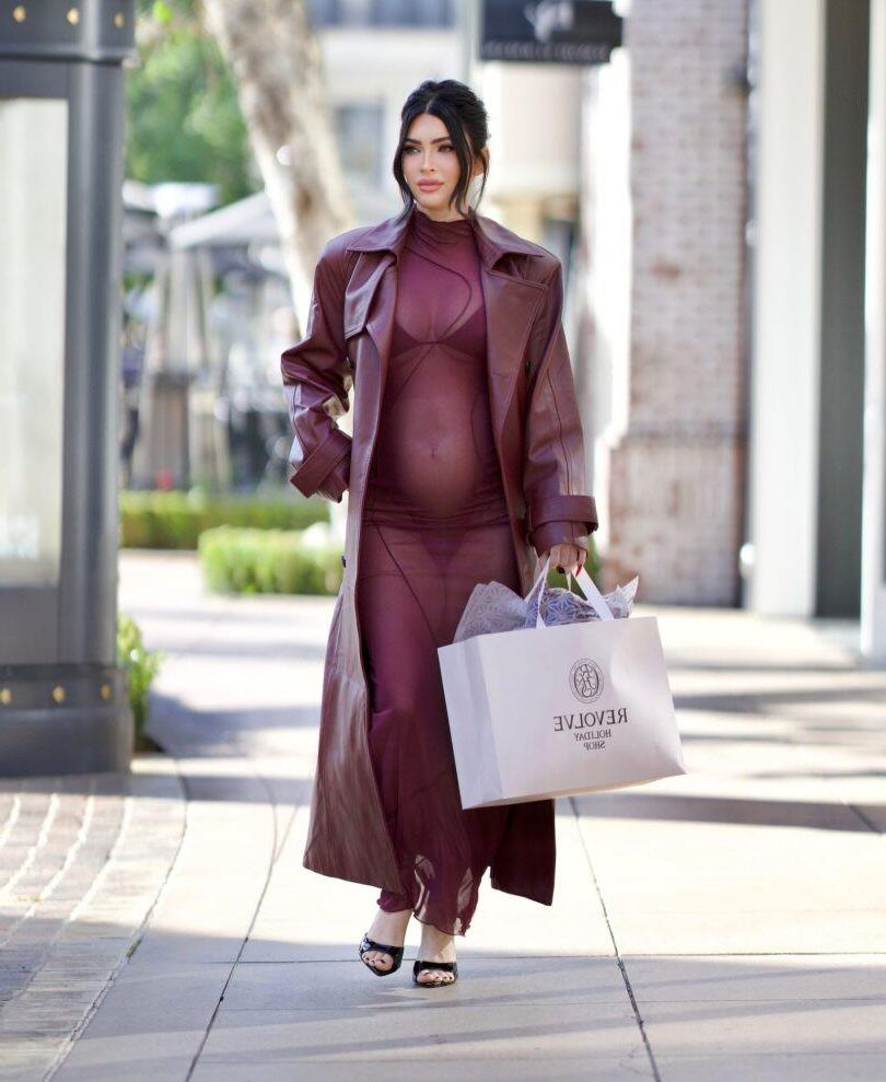 Pregnant MEGAN FOX Shopping at Revolve’s Holiday Shop 