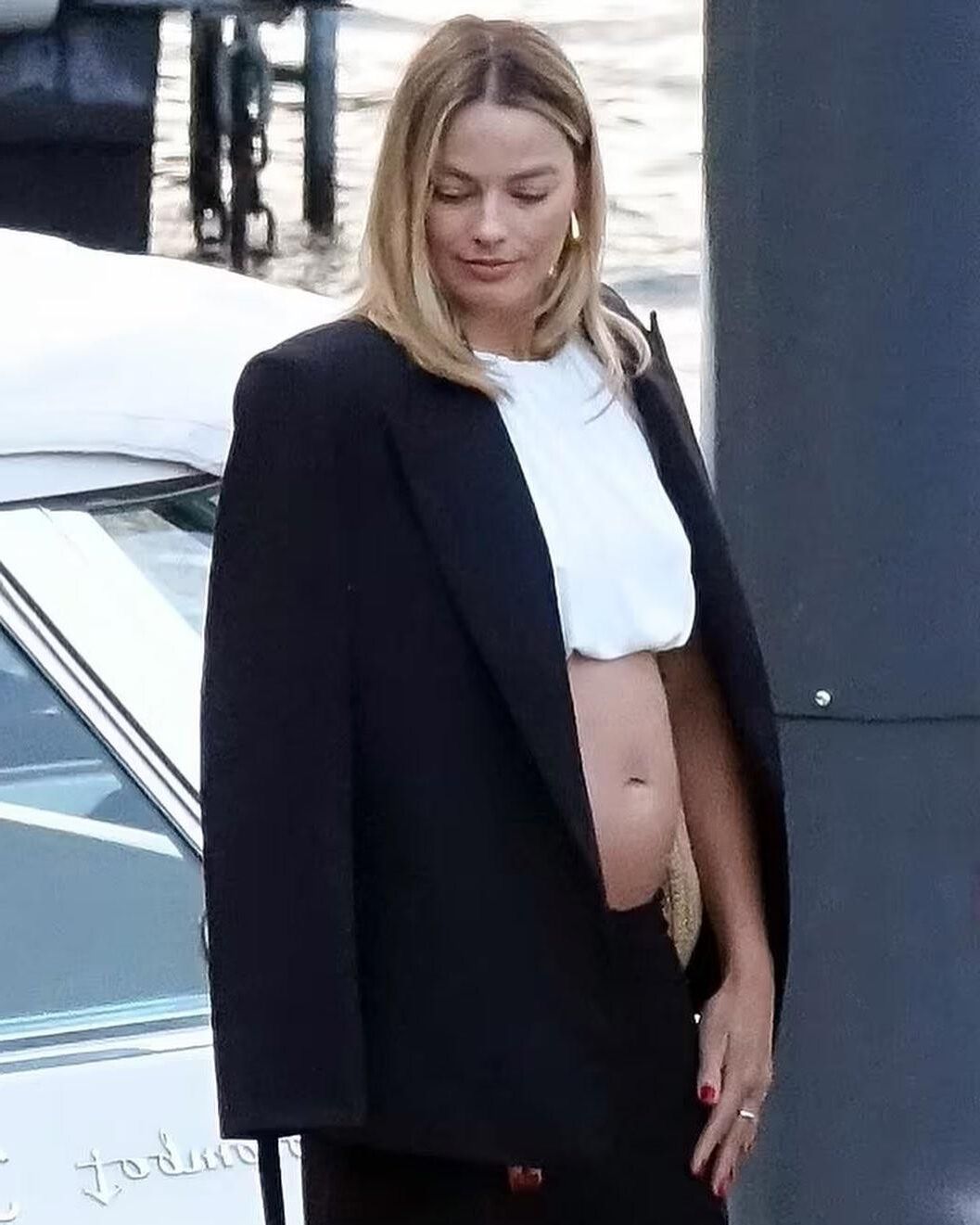 Margot Robbie pregnant