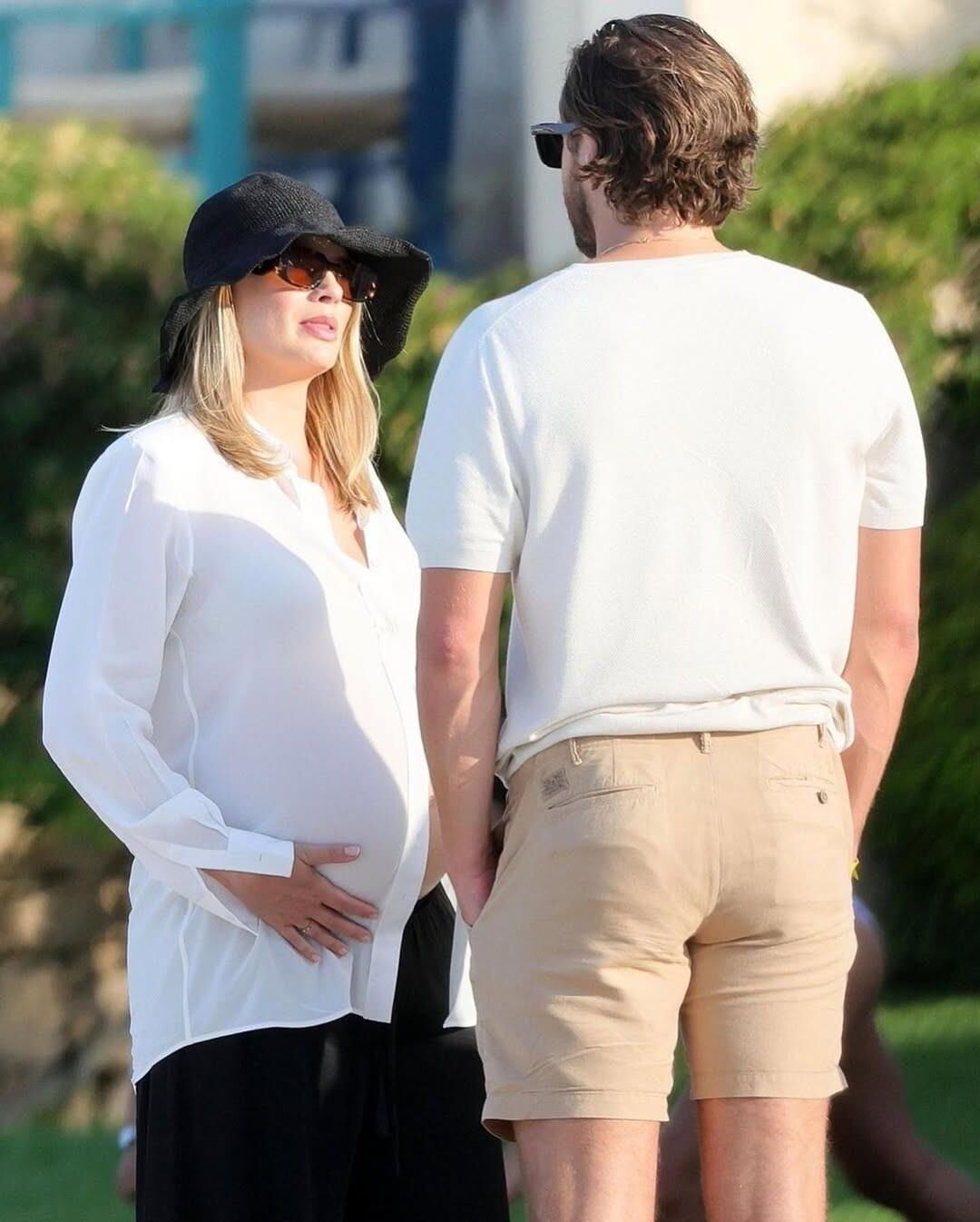 Margot Robbie pregnant