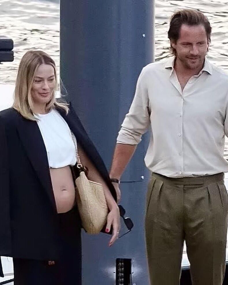 Margot Robbie pregnant