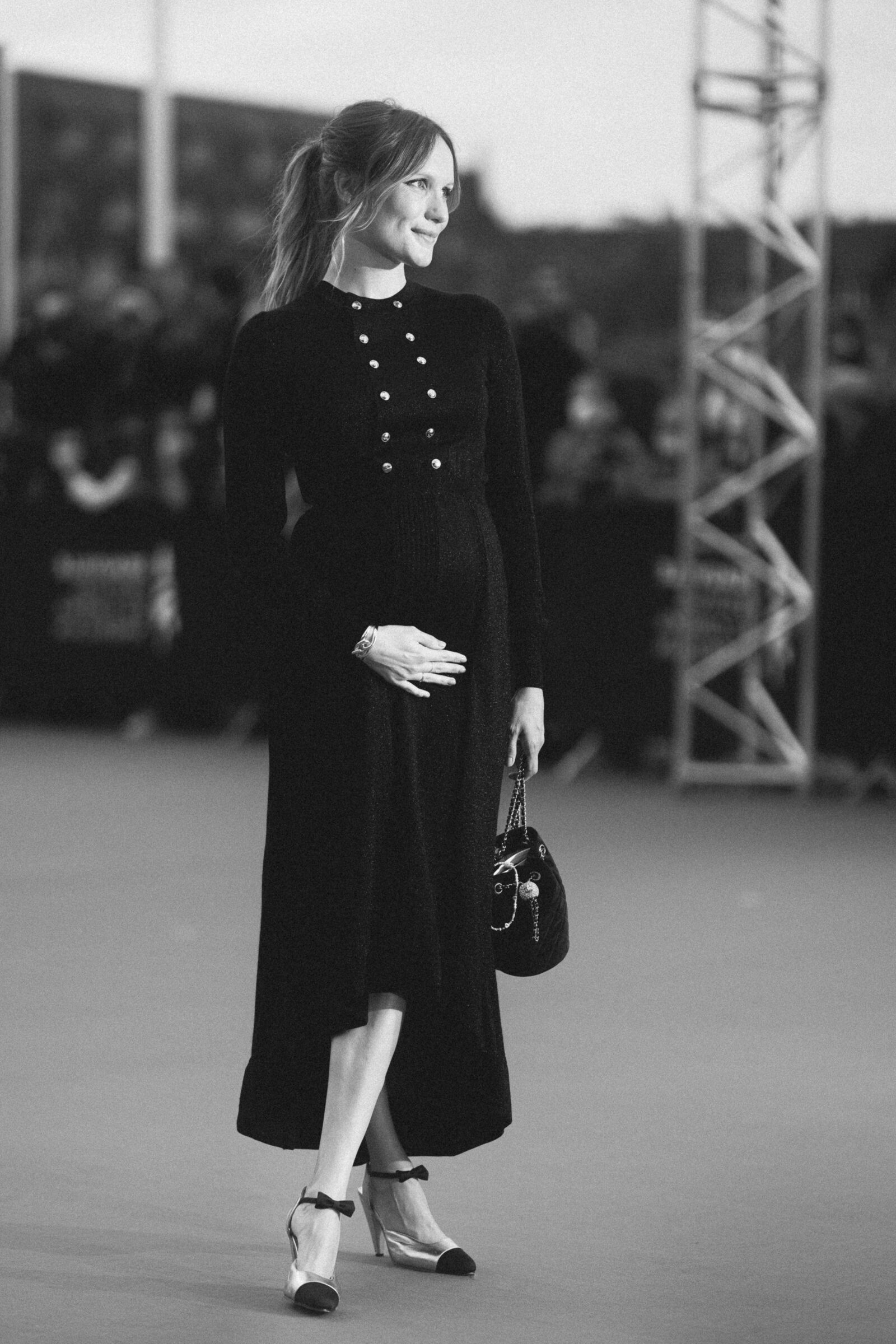 Ana Girardot pregnant