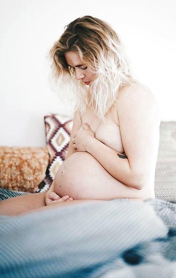 Danish Amature (): Nude pregnant wife