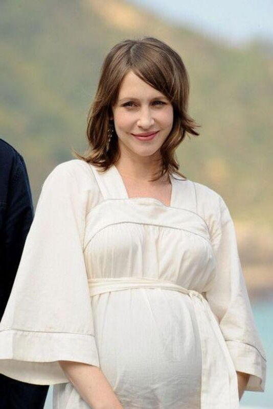 Vera Farmiga pregnant