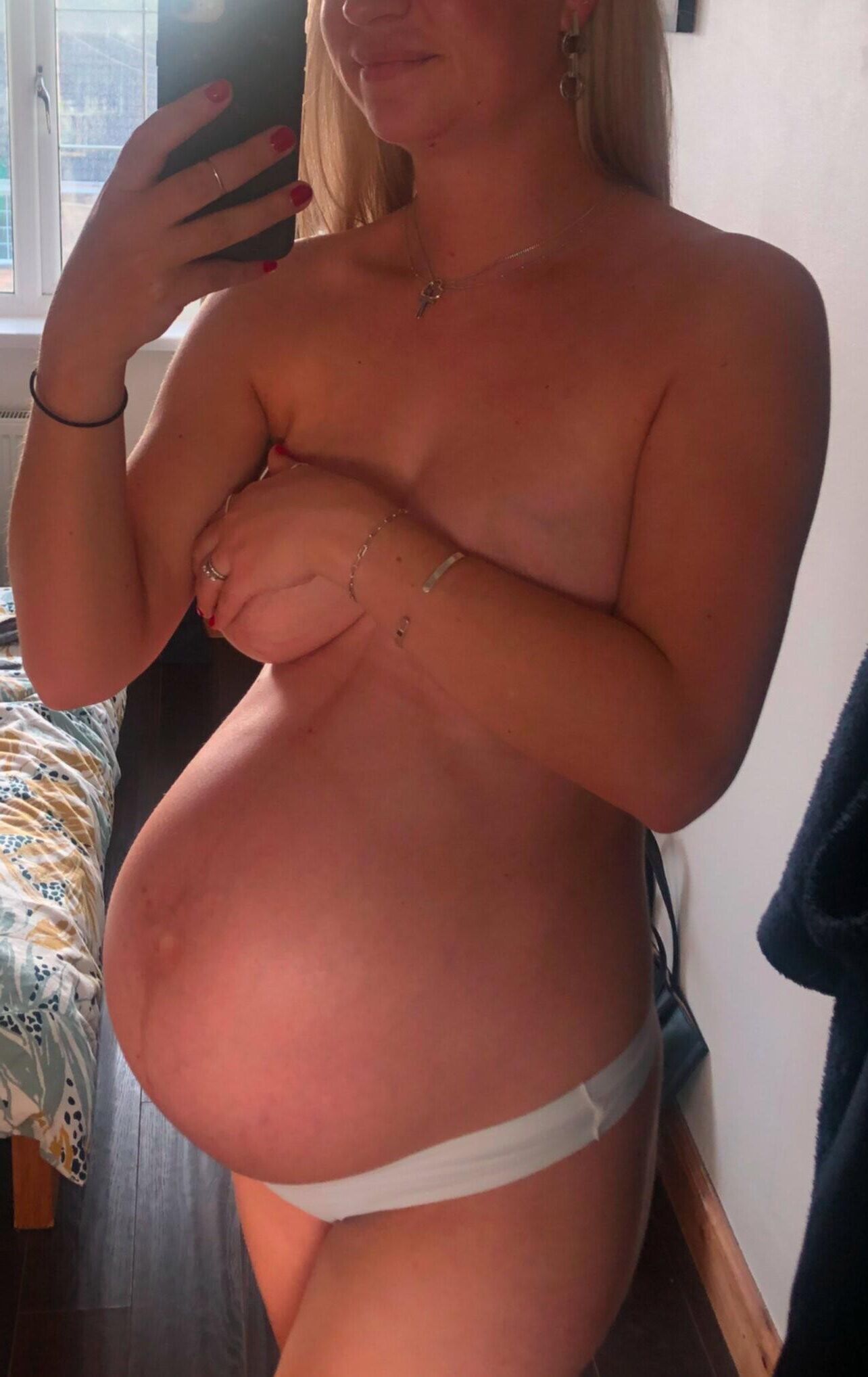 Pregnant slut