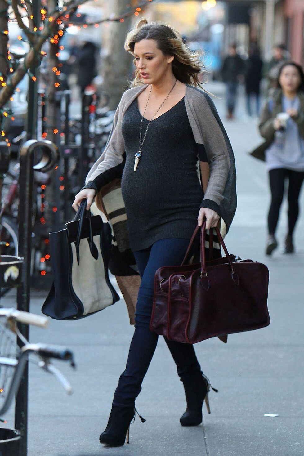 Blake Lively pregnant