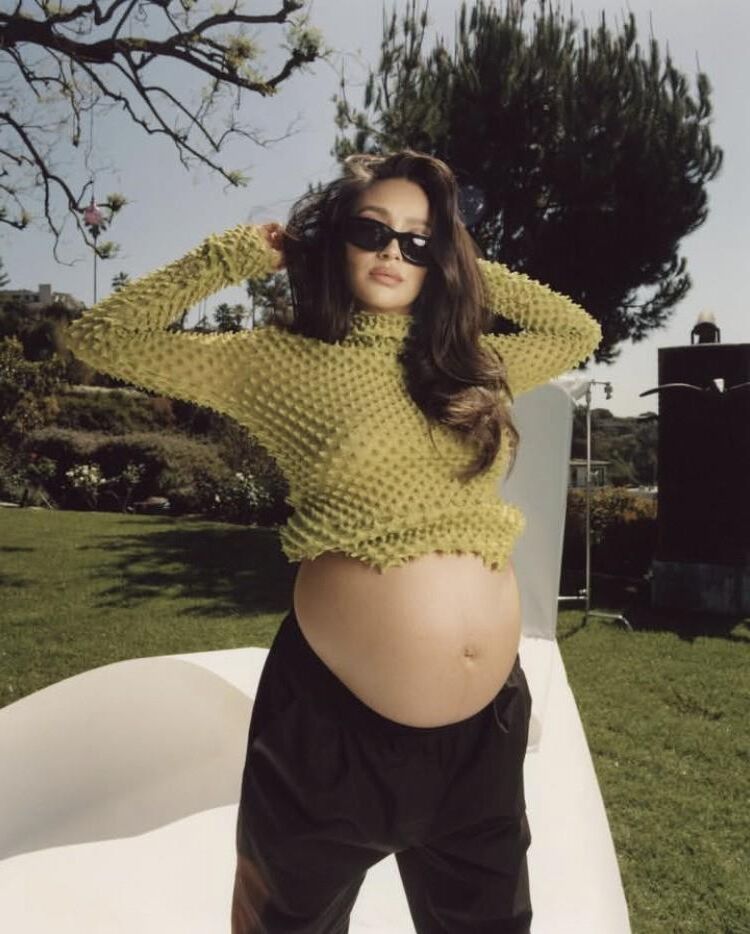 Shay Mitchell enceinte