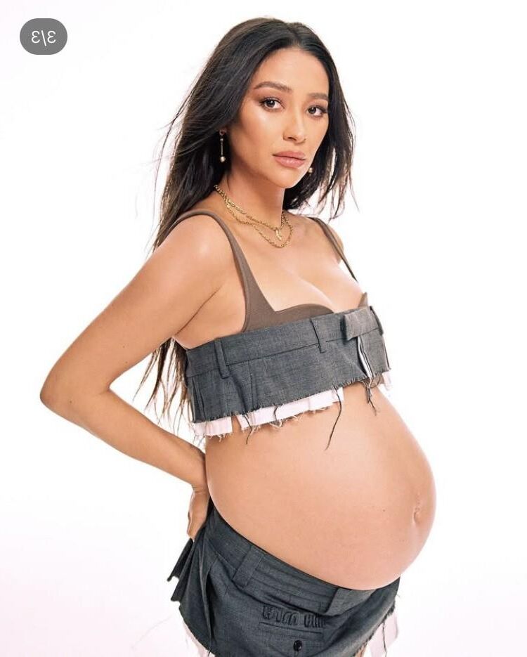 Shay Mitchell enceinte