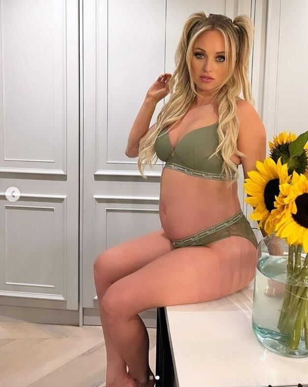 British celebs pregnant 