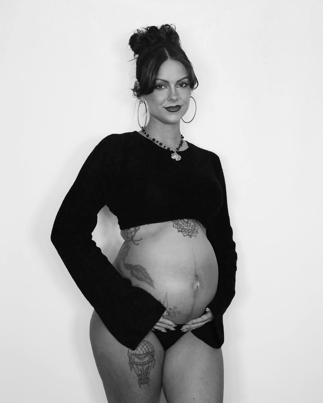 Sexy preggo hannah nn