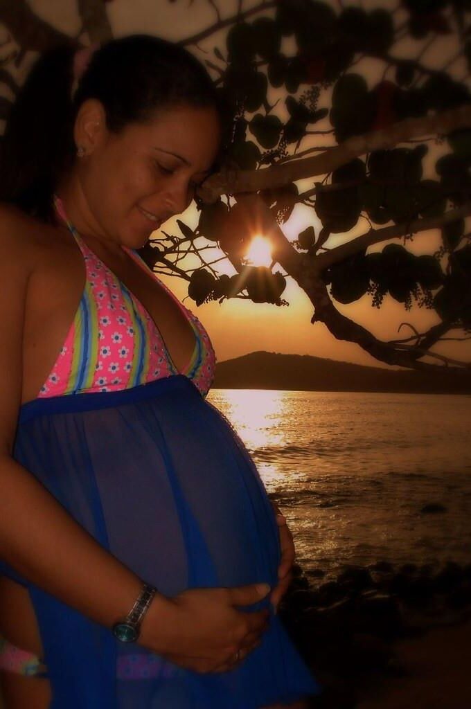 Latina enceinte