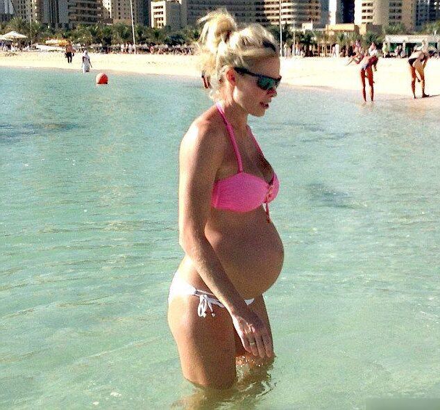 Nell McAndrew enceinte