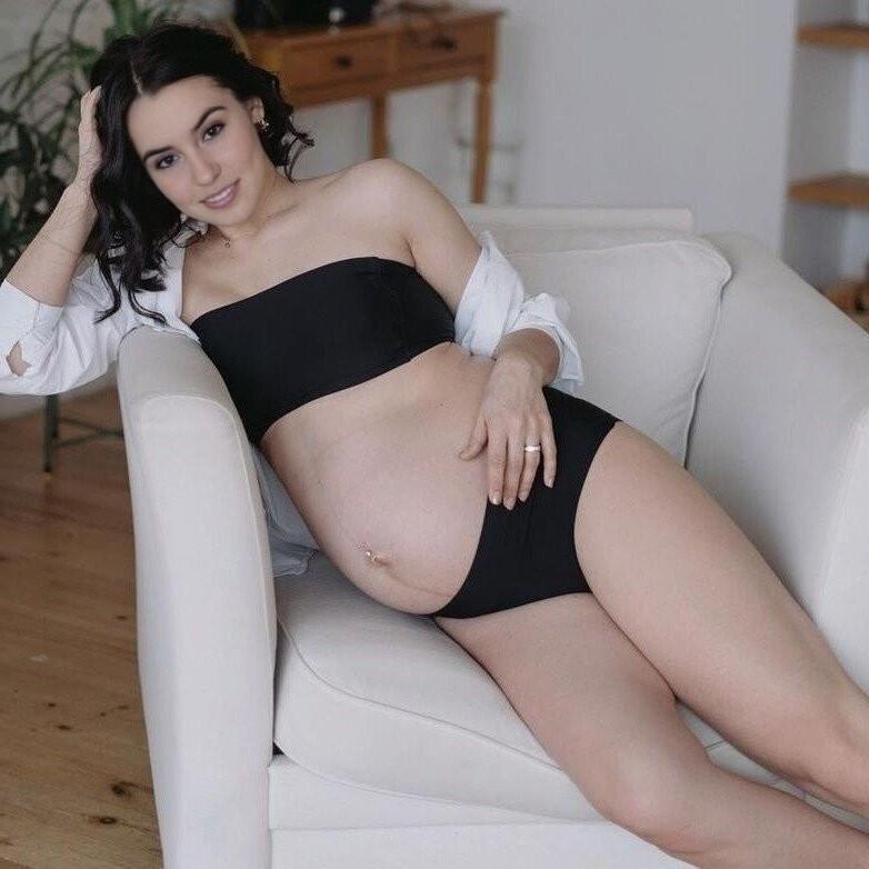 Pregnant whores 