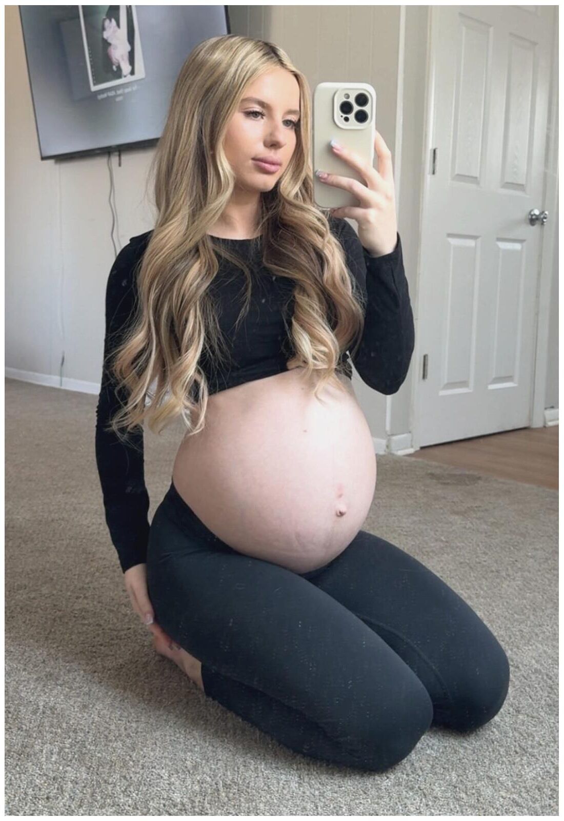 Schwangere Mädchen, die meine DNA tragen
