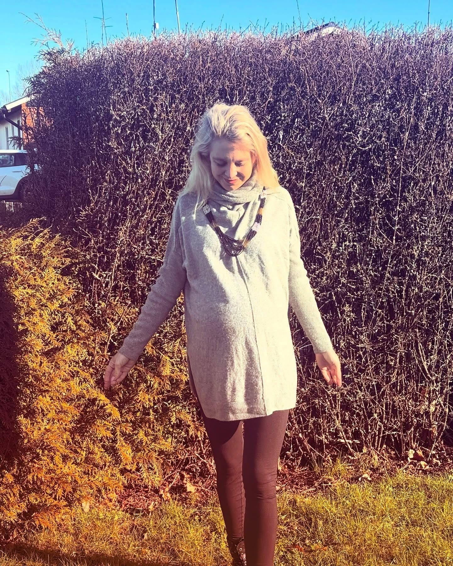 Schwanger Sara