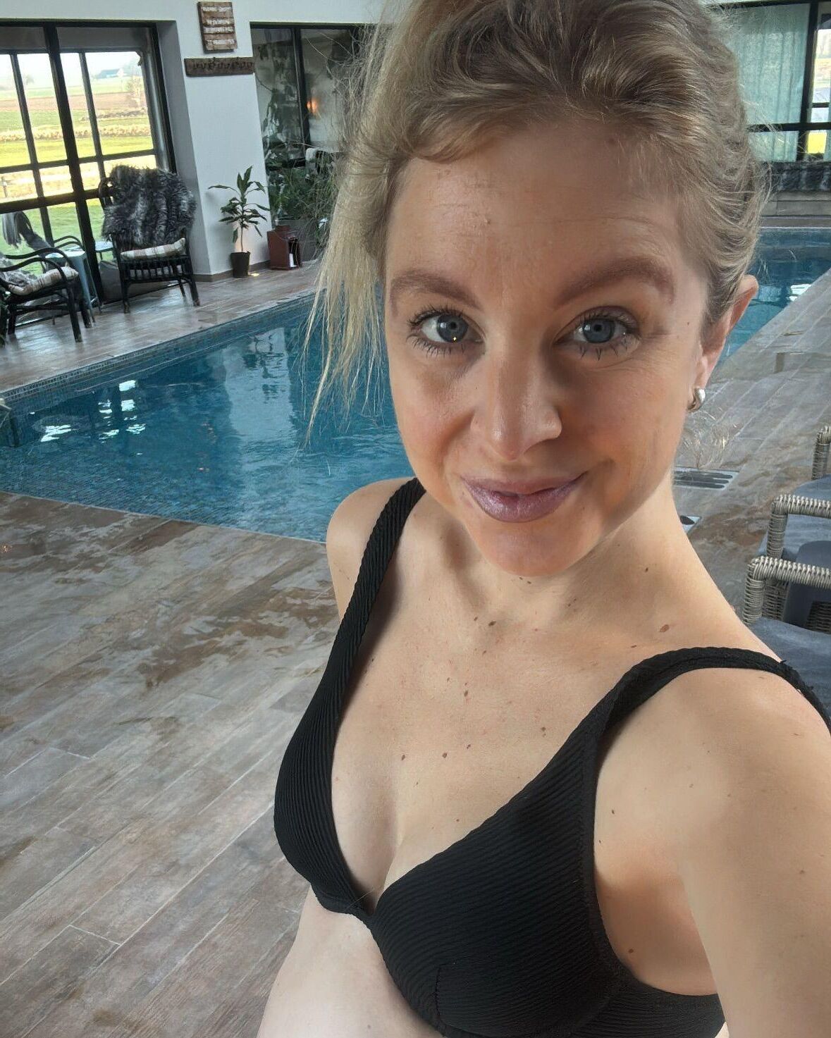 Schwanger Sara