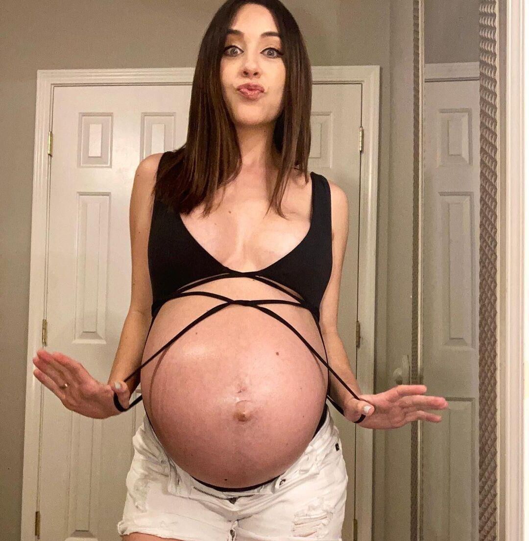 Yummy Preggo Amateurs 