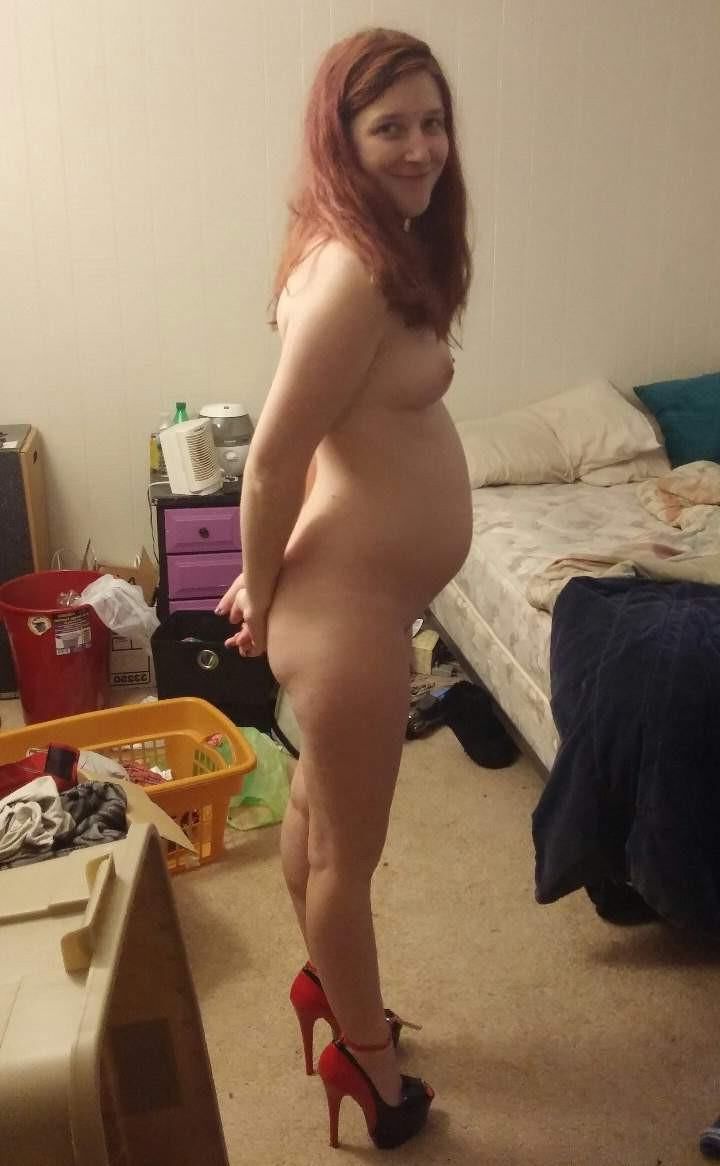 These pictures make me horny this morning! 