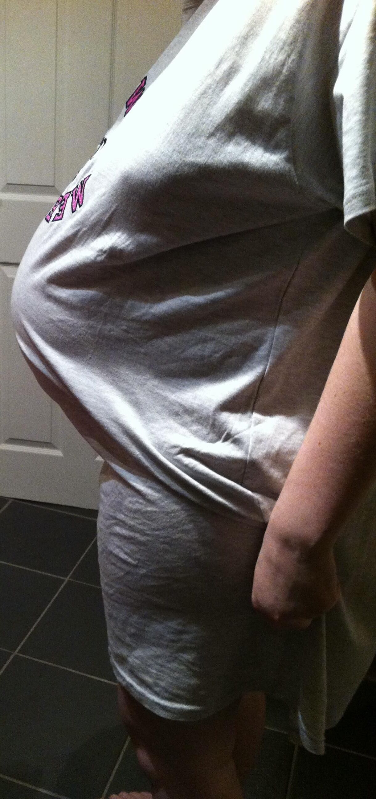 Old Snaps of Sexy Pregnant Nuneaton Wife