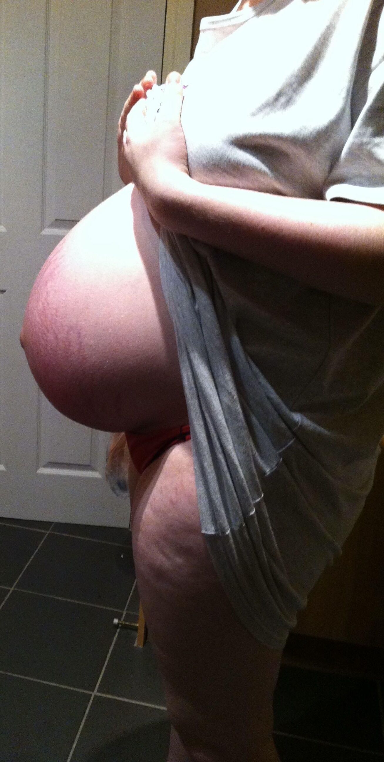 Old Snaps of Sexy Pregnant Nuneaton Wife