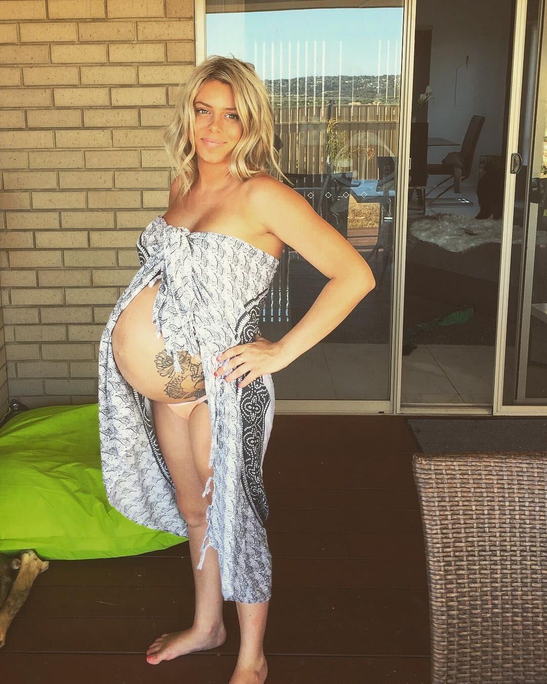 Yummy Preggo Amateurs 