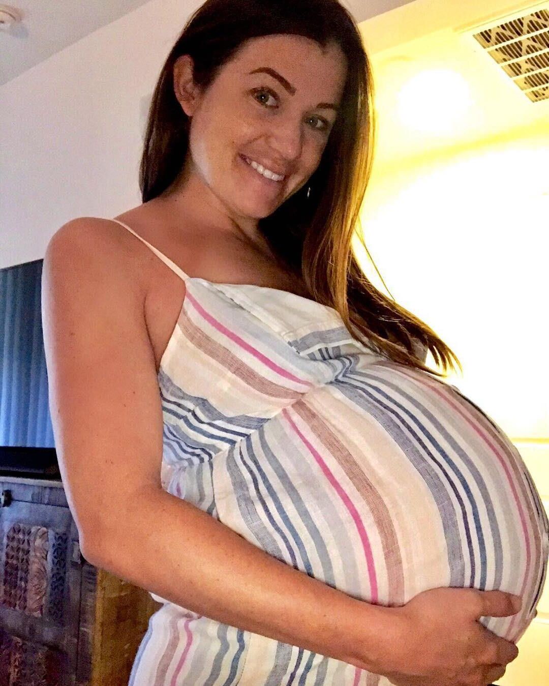Yummy Preggo Amateurs 