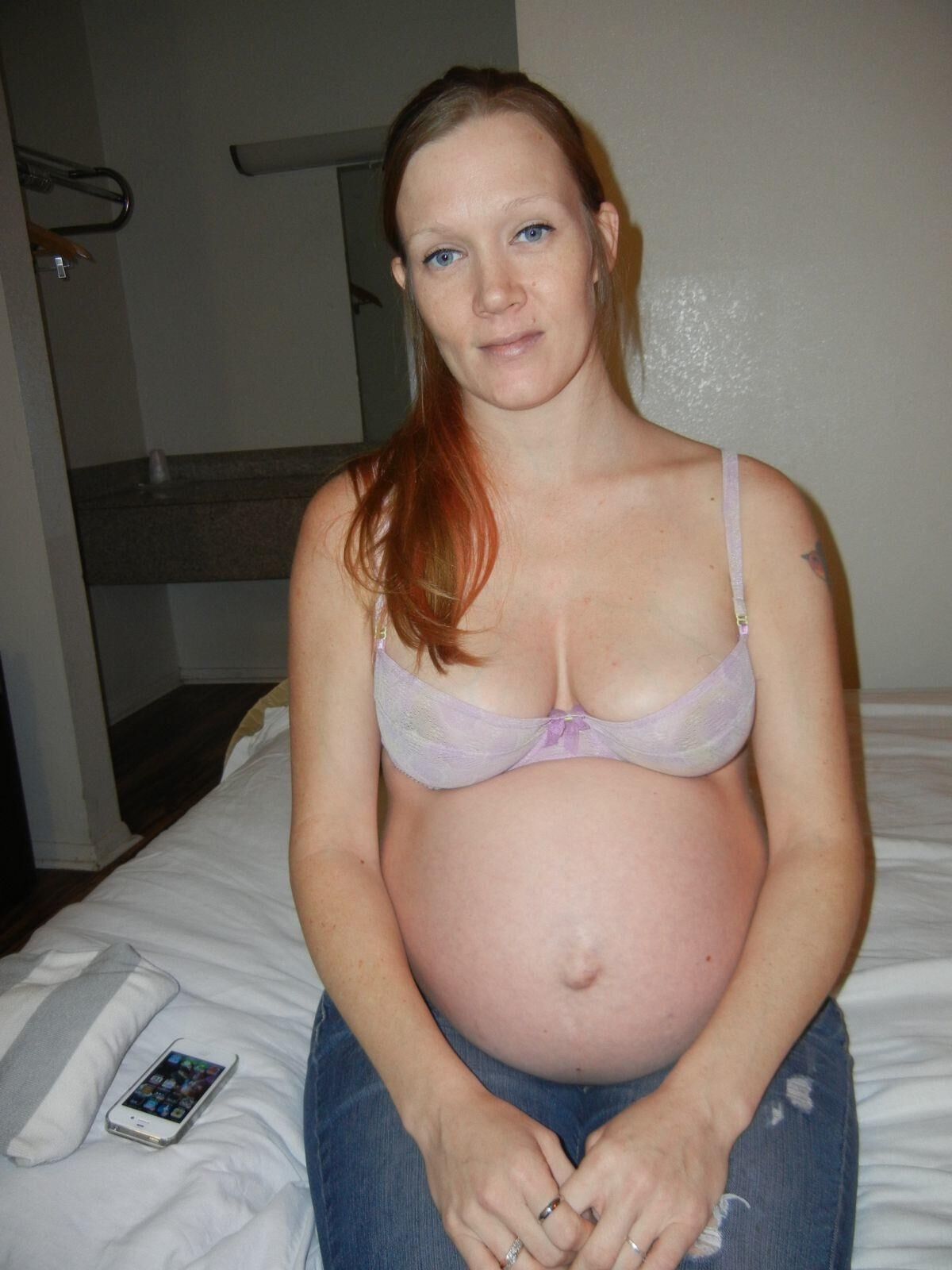 Pregnant Amateurs 