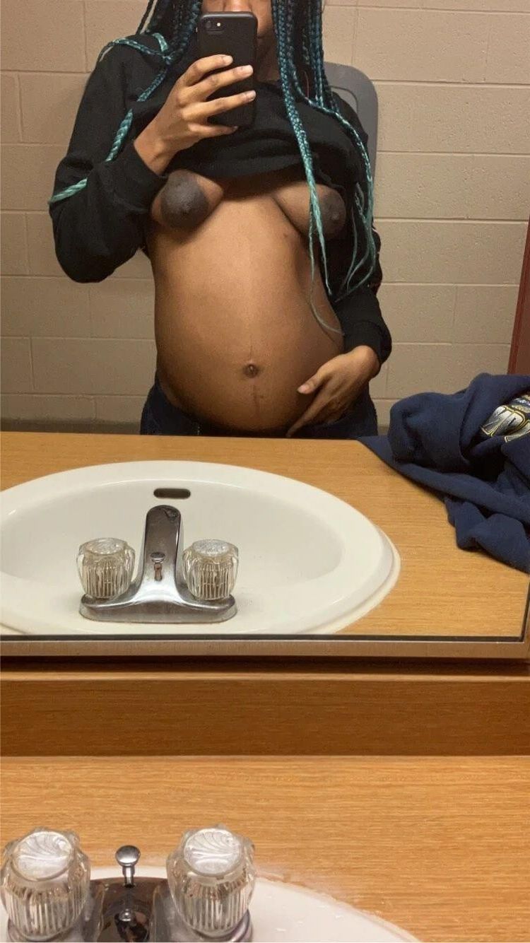 Cuertos embarazados de censura