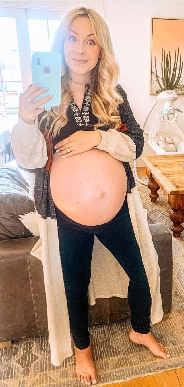 Блондинка Preggo Power
