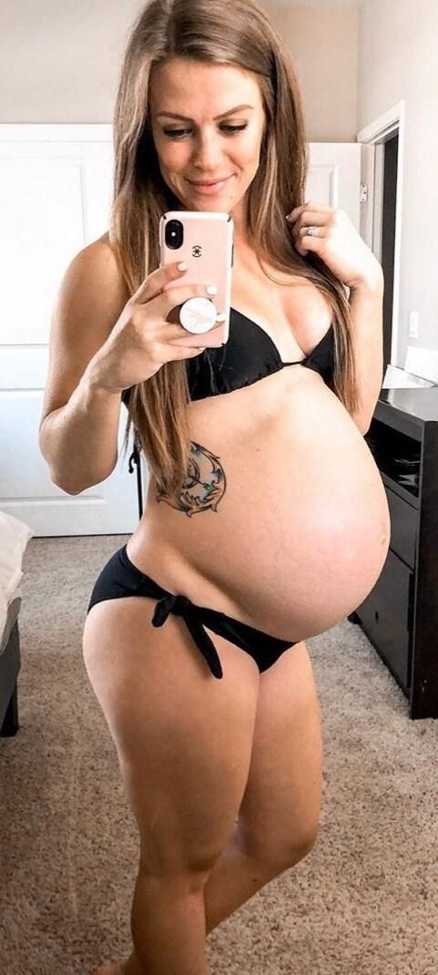 Блондинка Preggo Power
