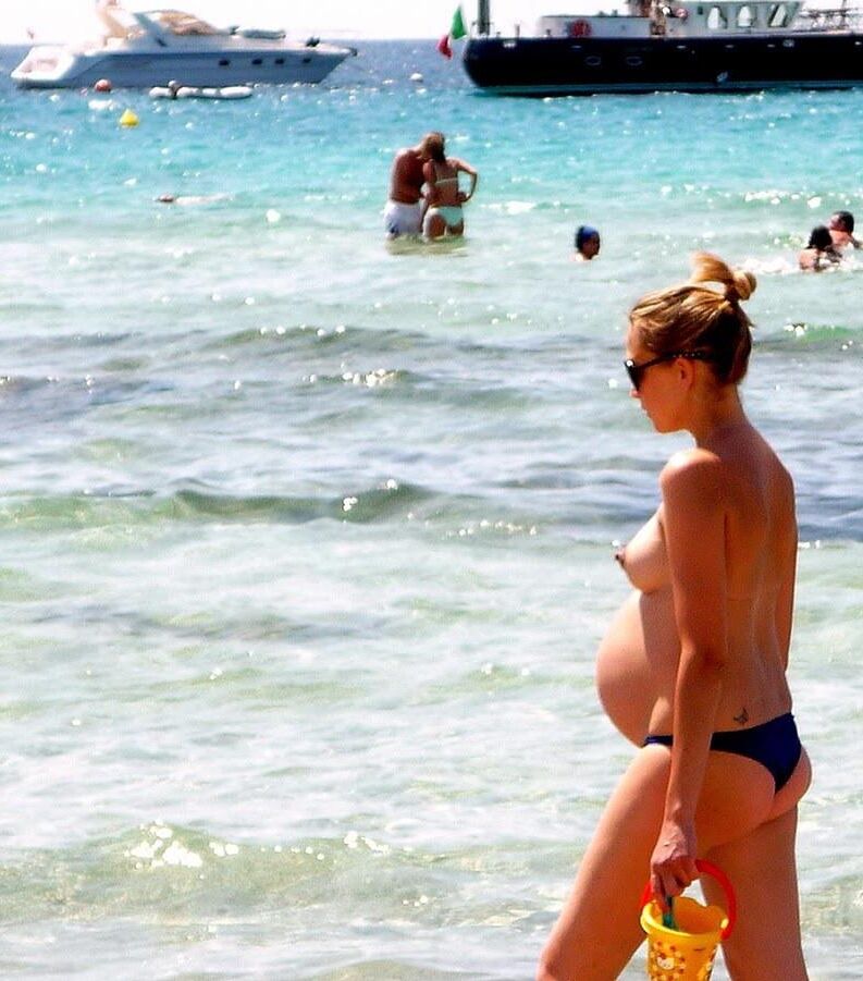 BEAUTIFUL PREGNANCY PHOTOS 