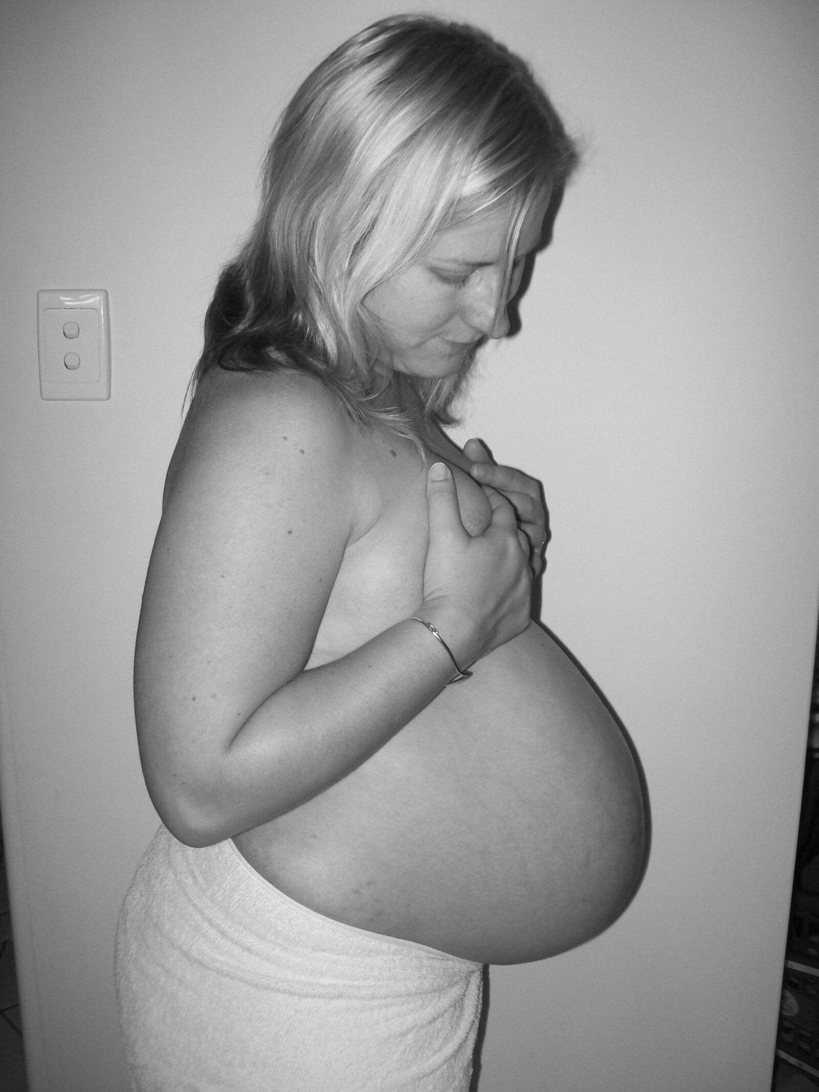 BEAUTIFUL PREGNANCY PHOTOS 