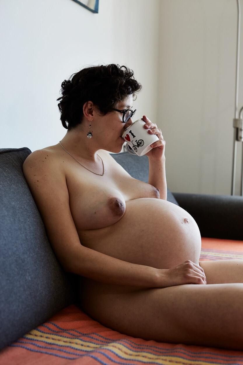 BEAUTIFUL PREGNANCY PHOTOS 