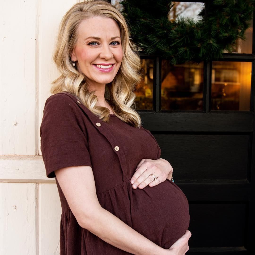 Blonde Preggo Power 