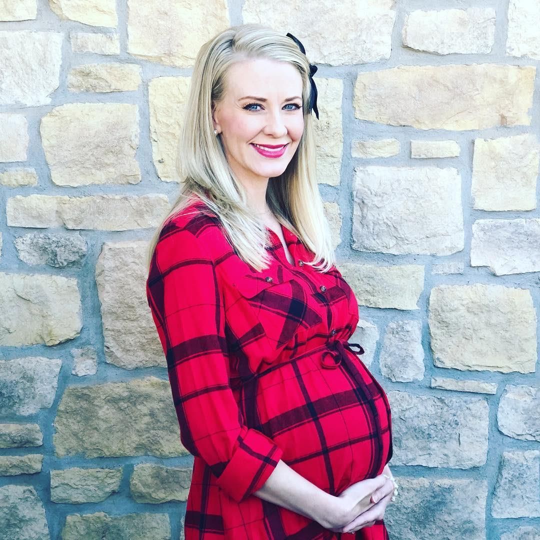 Blonde Preggo Power 