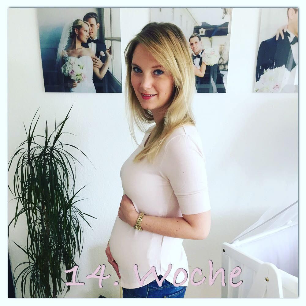 Blonde Preggo Power 