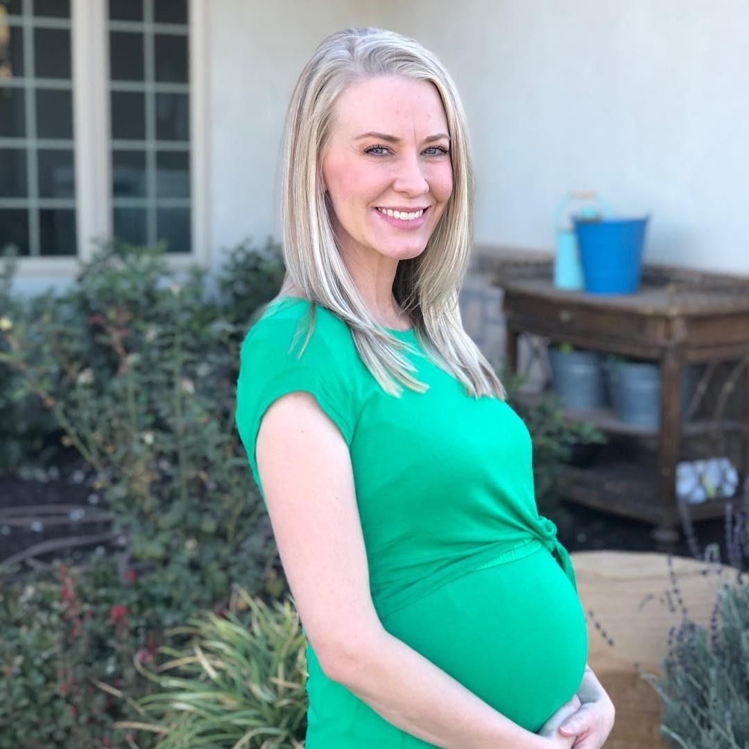 Blonde Preggo Power 