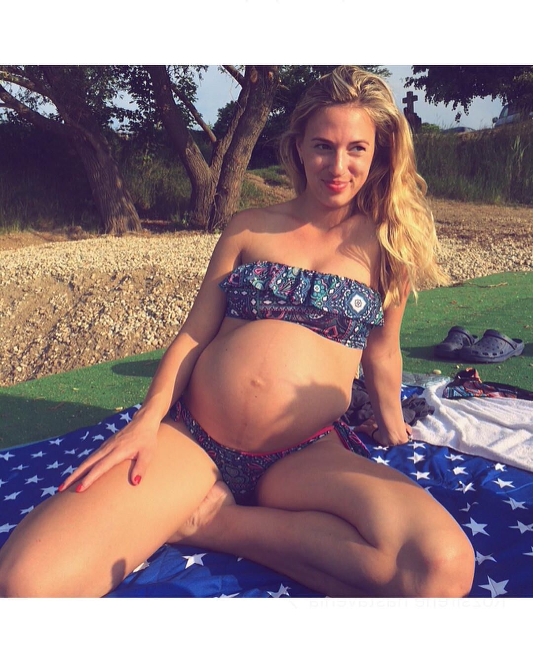 Pregnant Girls Carrying My DNA 